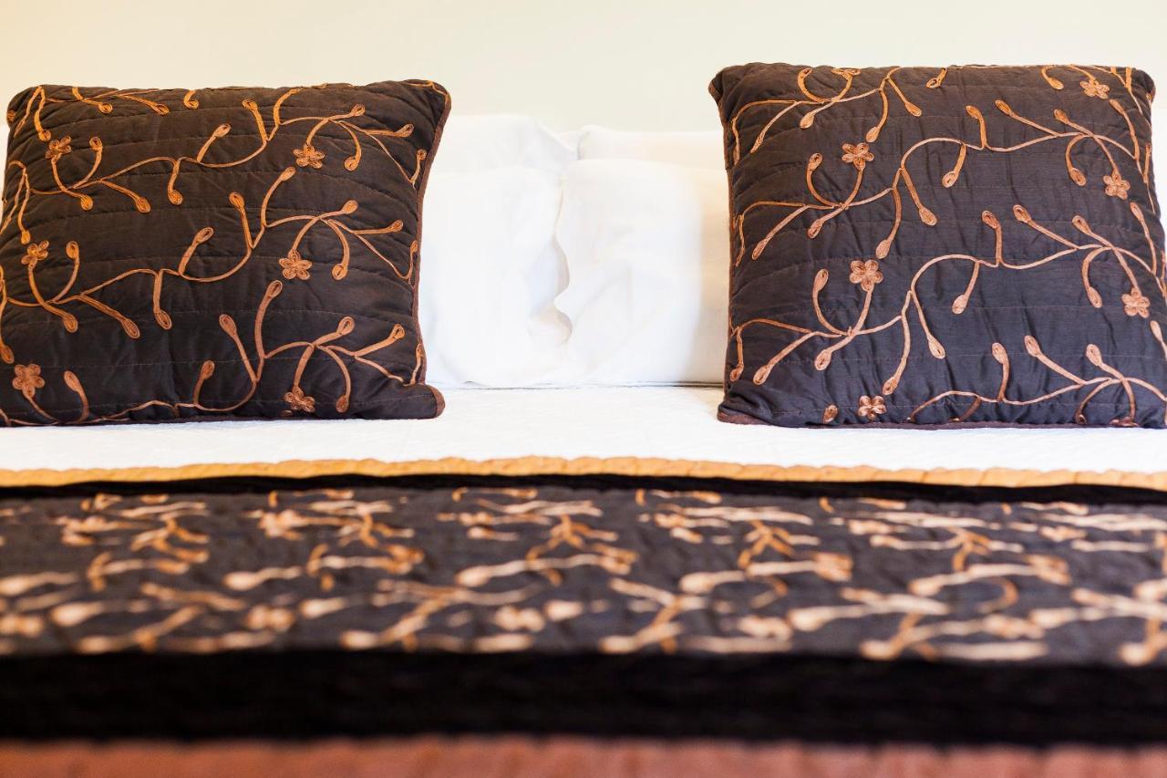 Hotel Arce *